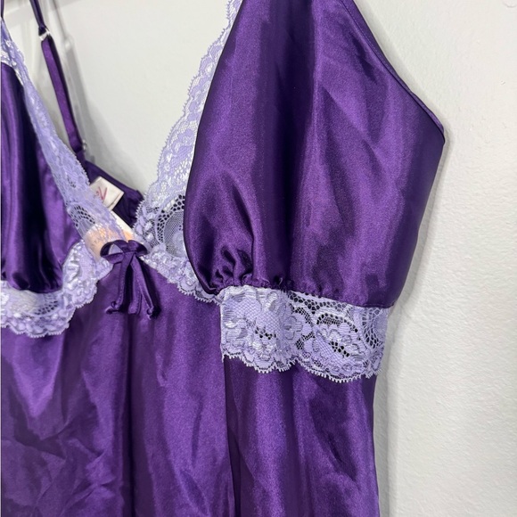 Torrid Purple Lace Trim Nightgown - Picture 4 of 7